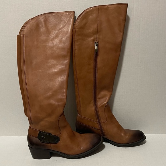 NIB Vince Camuto Bedina brown leather boots. Women’s size 8.5 - Picture 2 of 12